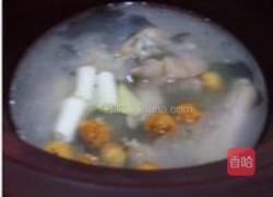 无花果蹄花汤的做法图解3