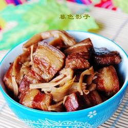 黄花菜烧肉的做法[图]