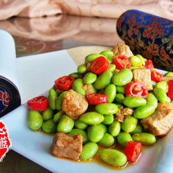 麻辣毛豆肉丁的做法[图]