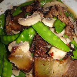 荷兰豆蘑菇炒腊肉的做法[图]