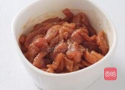 蒜薹炒牛柳的做法图解1