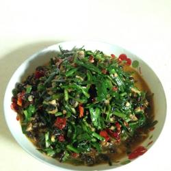 韭菜抄螺丝肉的做法[图]