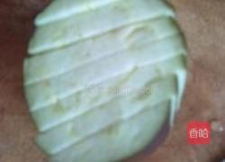 蒜泥菊花茄子的做法图解2