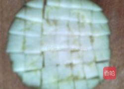 蒜泥菊花茄子的做法图解3