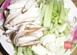 空心菜炒豆干的做法图解2