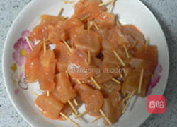 家制牙签肉(鸡肉)的做法图解2