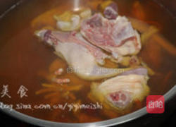 虫草花浸乳鸽的做法图解2