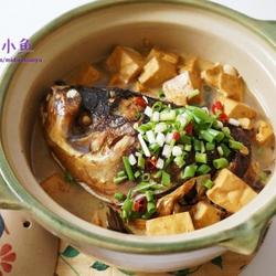 鱼头豆腐砂锅的做法[图]
