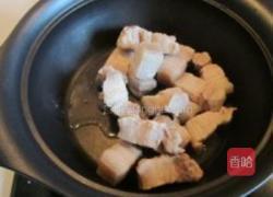 口蘑鹌鹑蛋烧肉的做法图解5