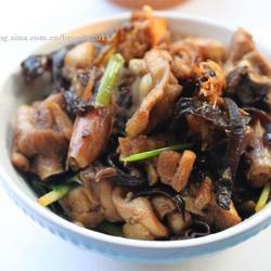 虾油木耳鸡块的做法[图]