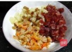 杨桃炒鸡胗的做法图解1