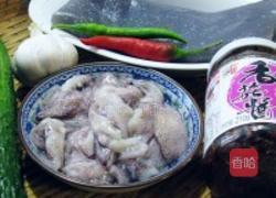 香菇酱拌乌鱼花凉粉的做法图解1