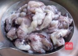 香菇酱拌乌鱼花凉粉的做法图解2