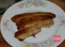 烤鲶鱼片的做法图解2