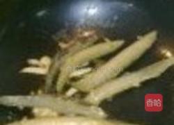 油焖泥鳅的做法图解3