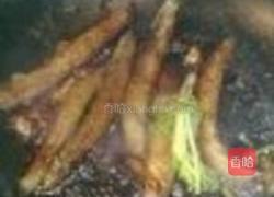 油焖泥鳅的做法图解4
