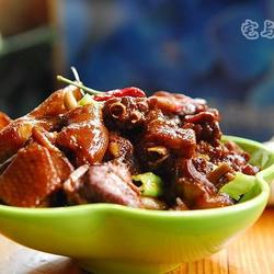 蒜子酱香鸭的做法[图]