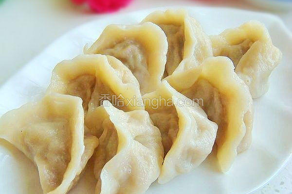 芹菜大肉饺子