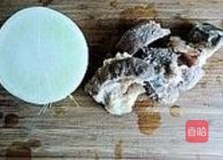 白萝卜煲牛肉的做法图解1