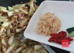 黄花菜炒冬瓜的做法图解11