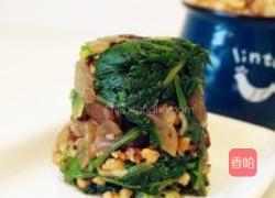 核桃海蜇拌菠菜的做法图解9