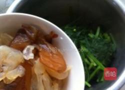 核桃海蜇拌菠菜的做法图解6