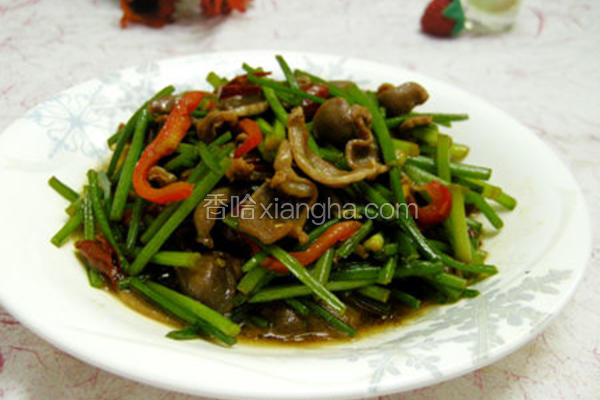 韭菜苔炒鸡胗