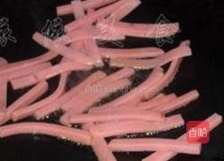 韭菜炒午餐肉的做法图解1