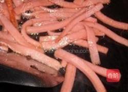 韭菜炒午餐肉的做法图解2