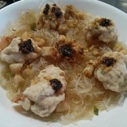 蒜蓉粉丝蒸仙贝鸡蓉虾球的做法[图]