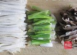 干胡萝卜丝炒豆皮的做法图解2