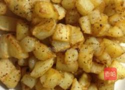 黄油黑胡椒煎土豆丁的做法图解4