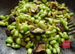 毛豆榨菜炒香菇的做法图解5