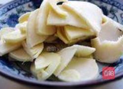 虫草花鱼香肉丝的做法图解4