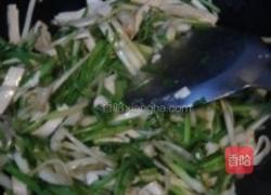 水芹菜炒豆干的做法图解5