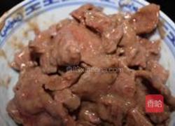 丝瓜炒牛肉的做法图解3