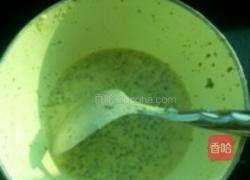 香椿鸡蛋饼的做法图解2