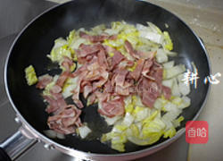 大白菜炒培根的做法图解11