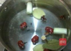 猪肉炖粉条的做法图解2