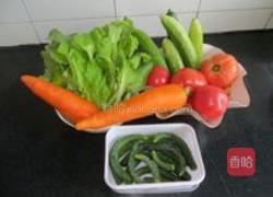 培根小白菜的做法图解1