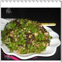 肉末橄榄菜炒豆角粒的做法[图]