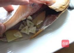 培根大黄鱼的做法图解2