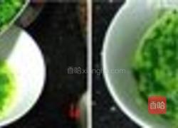 鲜益母草煎鸡蛋的做法图解2