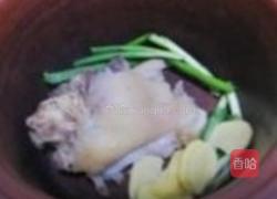 冬季暖身之牛肉汤的做法图解2