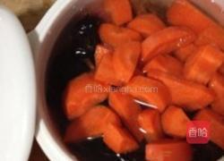 红萝卜排骨汤的做法图解3