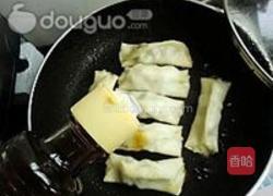 荠菜猪肉锅贴的做法图解14