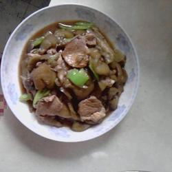 家常少油茄子肉片的做法[图]