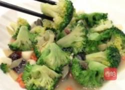 上汤皮蛋西兰花的做法图解5