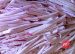 羊肉片炒便萝卜的做法图解1