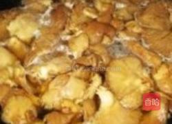 山元蘑炒肉的做法图解2